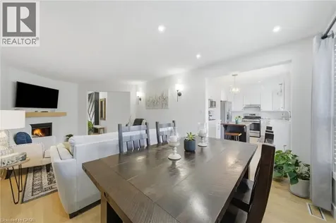 35 Rosebury Way Hamilton ON L0R 1W0