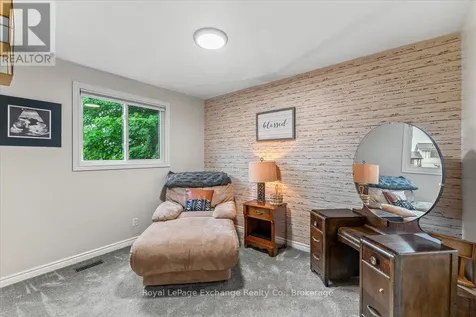 395 Kingsway Street Kincardine ON N2Z 1W4