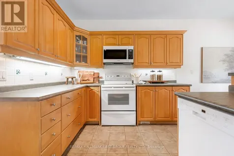 86 Oak Hill Road Port Hope ON L0A 1B0