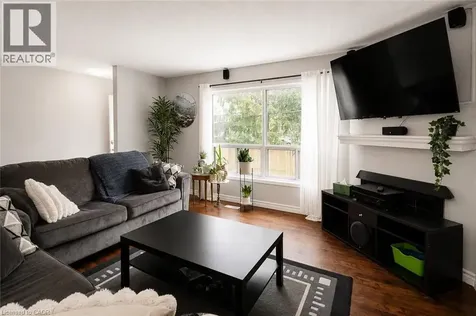 595 Third Street London ON N5V 4A1