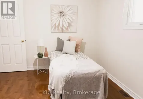 1013 Booth Street Cobourg ON K9A 5G4