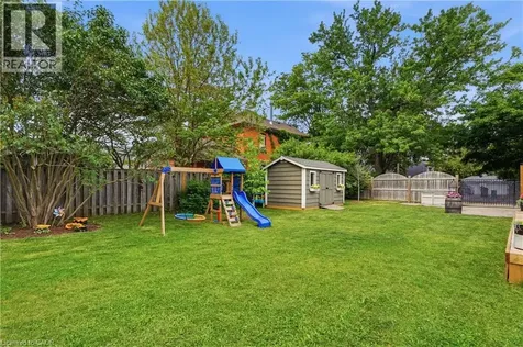 439 Westminster Drive South Cambridge ON N3H 1T5