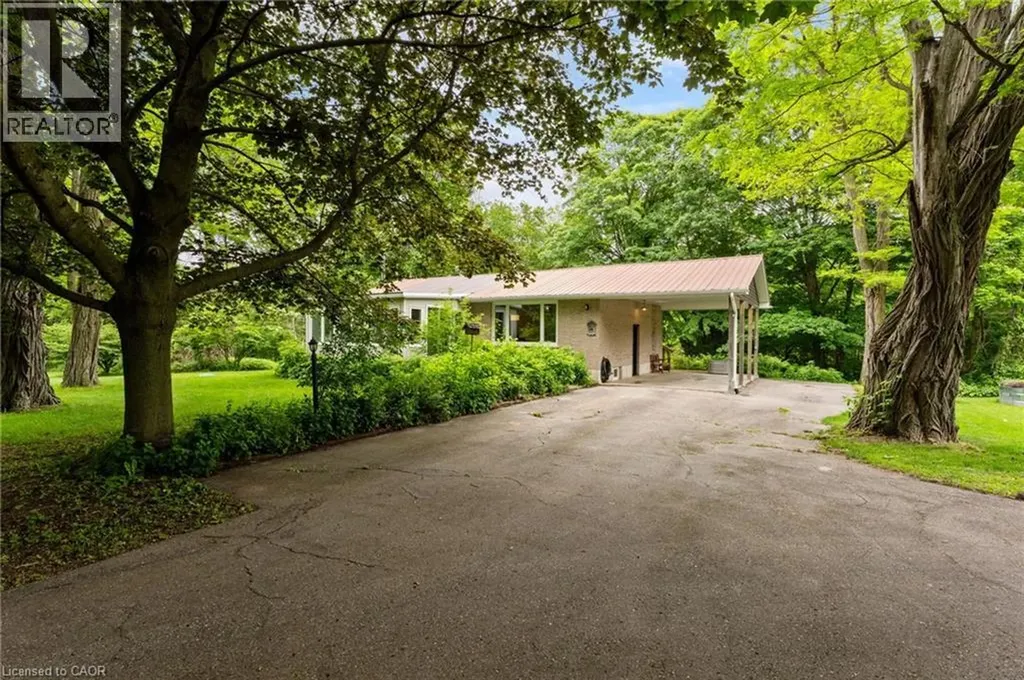 77446 Orchard Line Bayfield ON N0M 1G0