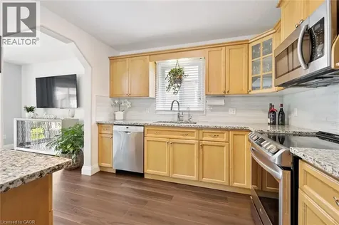 127 Everglade Crescent Kitchener ON N2E 3Y5