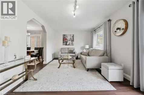 127 Everglade Crescent Kitchener ON N2E 3Y5