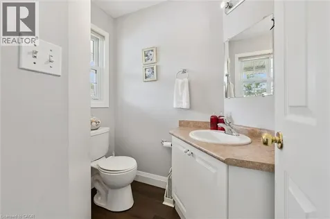 127 Everglade Crescent Kitchener ON N2E 3Y5
