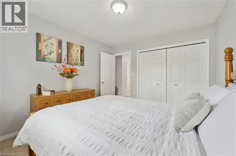 127 Everglade Crescent Kitchener ON N2E 3Y5