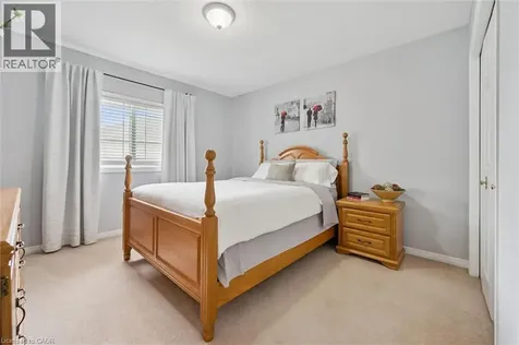 127 Everglade Crescent Kitchener ON N2E 3Y5