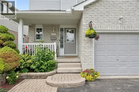 127 Everglade Crescent Kitchener ON N2E 3Y5