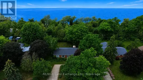 28 Penetangore Row South Huron-kinloss ON N2Z 2N7