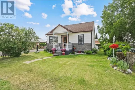 145 Algoma Street Massey ON P0P 1P0