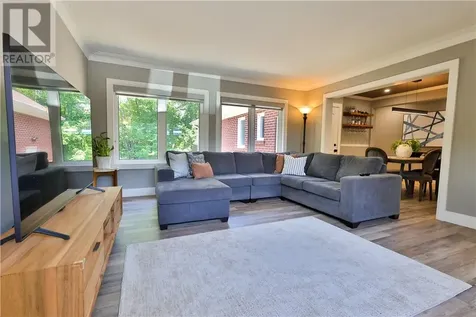 394 Wellington Heights Sudbury ON P3E 3V7