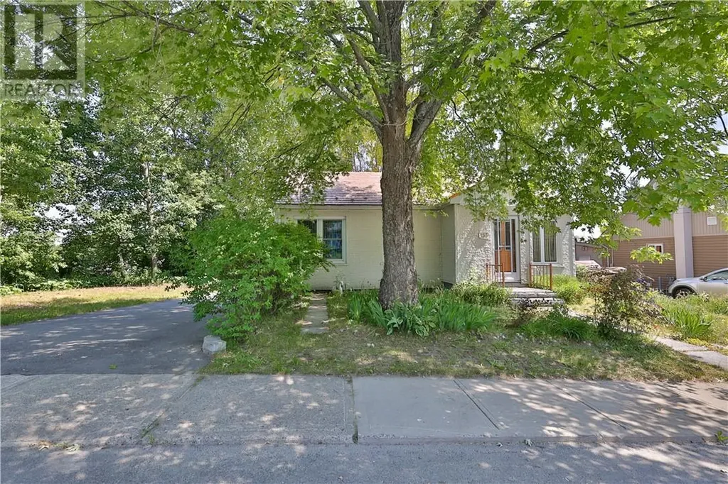 253 Twelfth Avenue Lively ON P3Y 1M8