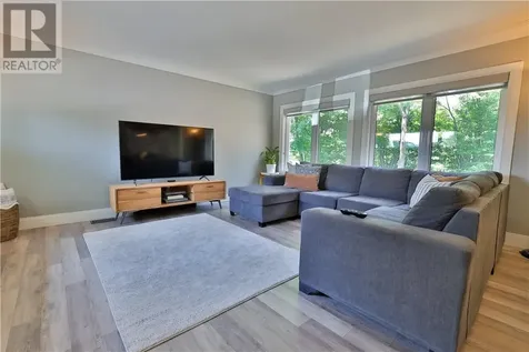 394 Wellington Heights Sudbury ON P3E 3V7