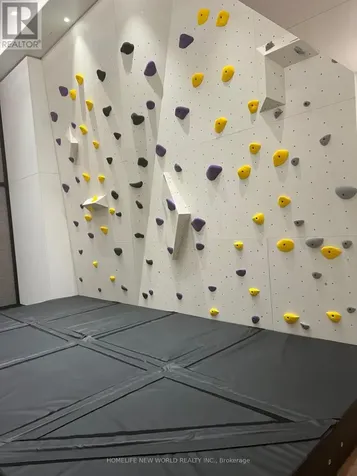 1100 Sheppard Avenue West Toronto (york University Heights) ON M3K 0E4