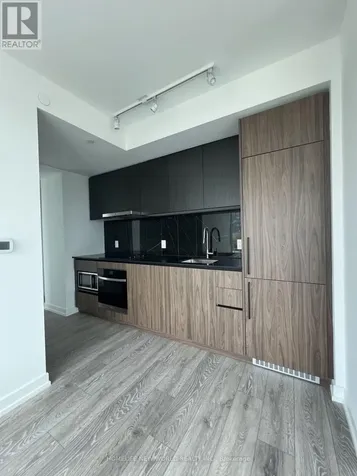 1100 Sheppard Avenue West Toronto (york University Heights) ON M3K 0E4