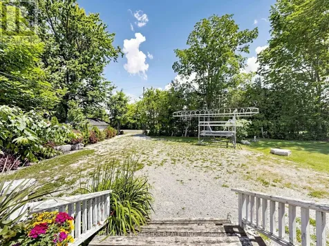 2156 Lakeshore Drive Ramara ON L0K 1B0