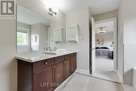 37 Wilson Street Collingwood ON L9Y 0Y8