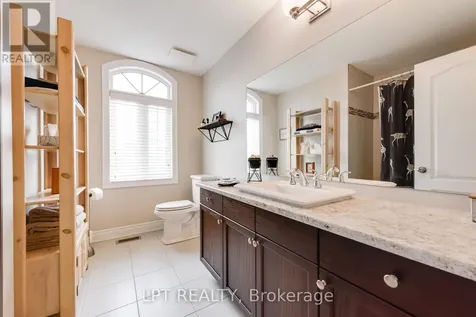 37 Wilson Street Collingwood ON L9Y 0Y8