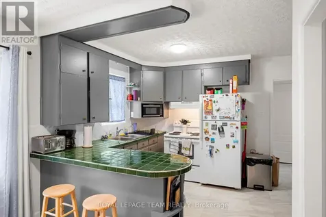 151 Granville Street Ottawa ON K1L 6Y3
