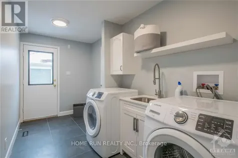 27 Springwood Circle Ottawa ON K2S 1E2