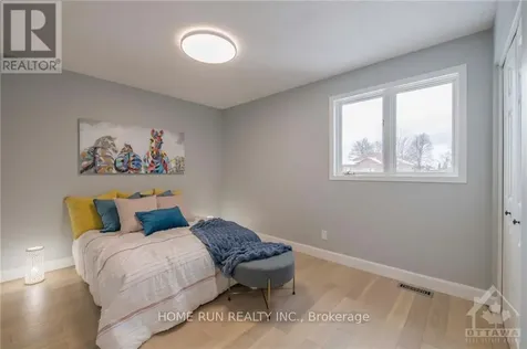 27 Springwood Circle Ottawa ON K2S 1E2