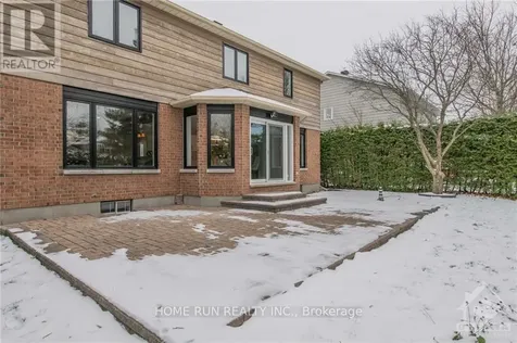 27 Springwood Circle Ottawa ON K2S 1E2