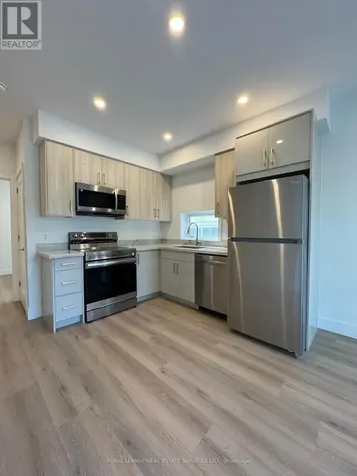 61 Pinehurst Avenue Ottawa ON K1Y 1K5