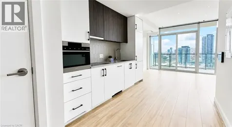 741 King Street West Kitchener ON N2G 1E5