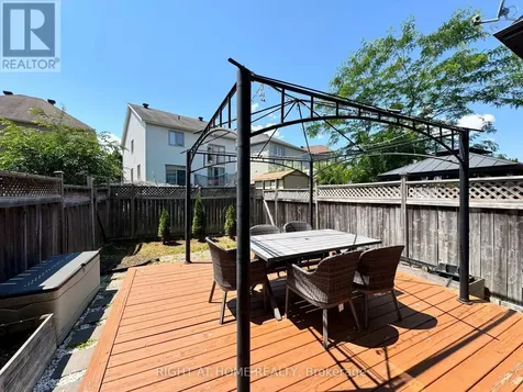 204 Badgeley Avenue Ottawa ON K2T 0A4