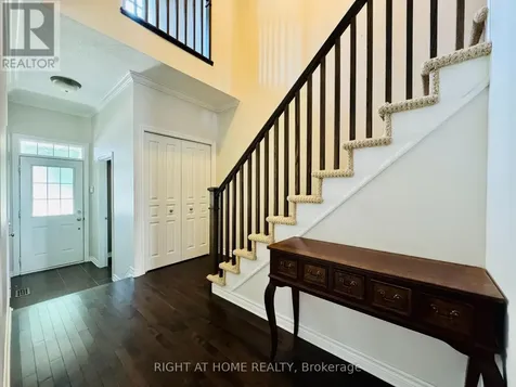 204 Badgeley Avenue Ottawa ON K2T 0A4