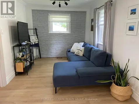 2545 Market Street Ottawa ON K4C 1A4