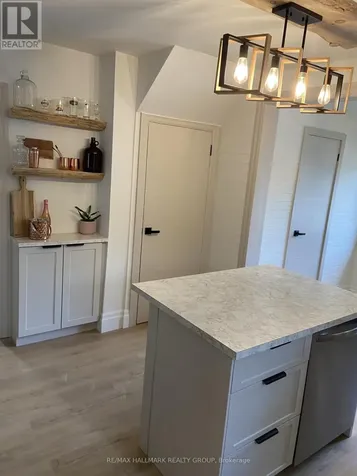2545 Market Street Ottawa ON K4C 1A4