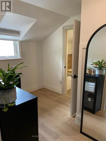2545 Market Street Ottawa ON K4C 1A4
