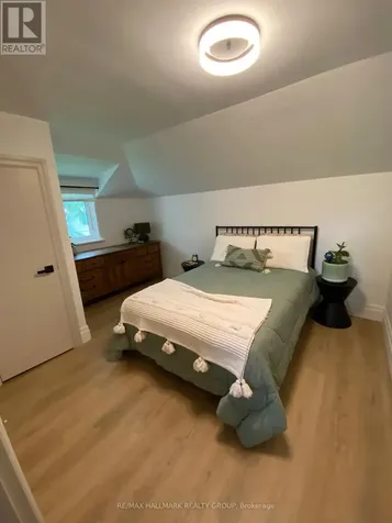 2545 Market Street Ottawa ON K4C 1A4