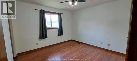 1635 Courtland Crescent Windsor ON N8T 3K5