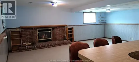 1635 Courtland Crescent Windsor ON N8T 3K5