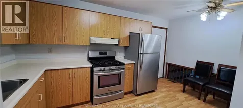 1635 Courtland Crescent Windsor ON N8T 3K5