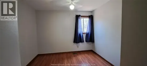 1635 Courtland Crescent Windsor ON N8T 3K5