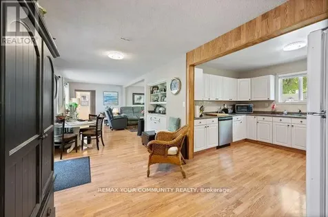 781 Edward Street Innisfil ON L9S 2S2
