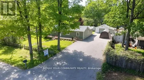 781 Edward Street Innisfil ON L9S 2S2