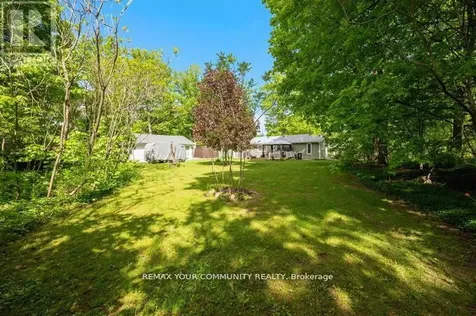 781 Edward Street Innisfil ON L9S 2S2