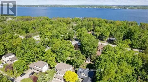 781 Edward Street Innisfil ON L9S 2S2