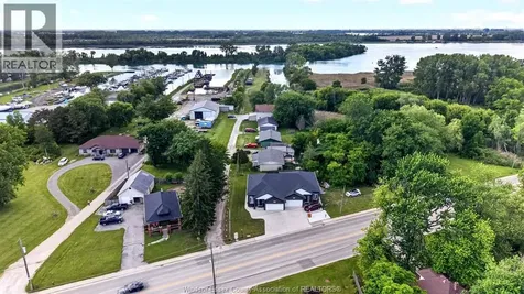 2328 Front Road Lasalle ON N9J 2C2