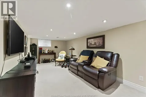 2563 Meldrum Windsor ON N8W 4E9