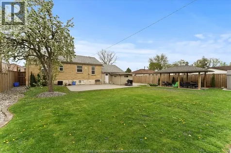 2563 Meldrum Windsor ON N8W 4E9