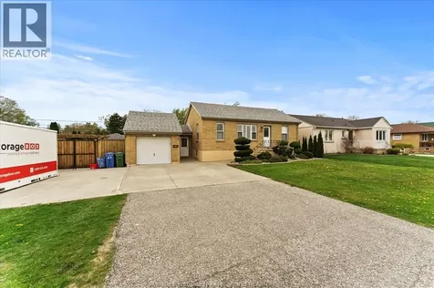 2563 Meldrum Windsor ON N8W 4E9