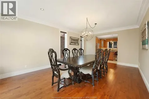 2257 Askin Windsor ON N9B 3Y4
