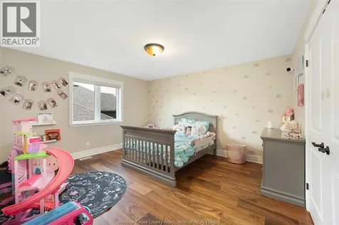 2257 Askin Windsor ON N9B 3Y4