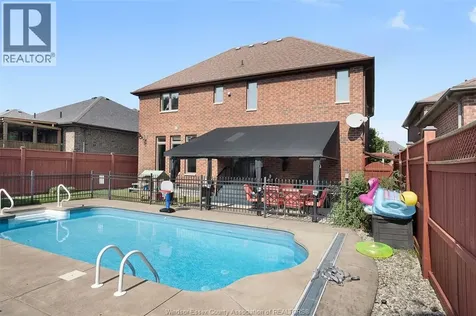 2257 Askin Windsor ON N9B 3Y4